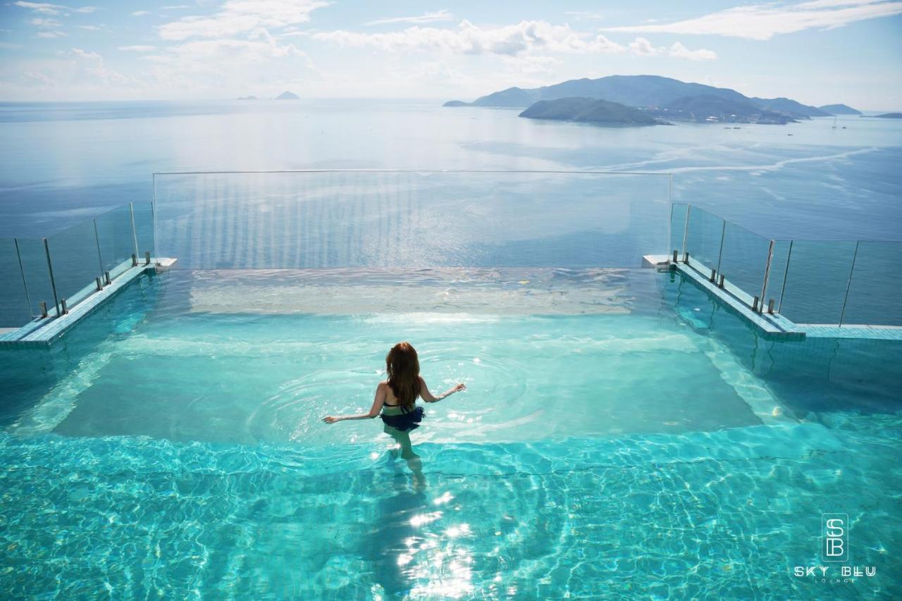 Panorama Central Nha Trang- Vietnam'S Highest Infinitive Rooftop Pool Exterior photo